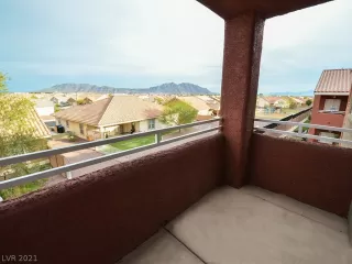 Photo #4: 2344070 Listing 