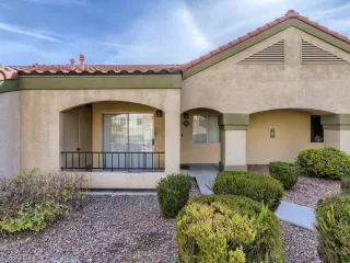 Photo #1: 2344079 Listing