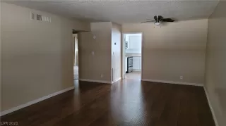 Photo #3: 2344083 Listing 