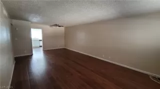 Photo #5: 2344083 Listing 