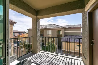 Photo #1: 2344106 Listing