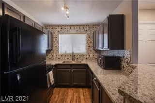 Photo #2: 2344110 Listing 