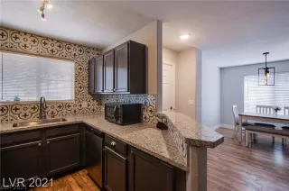 Photo #3: 2344110 Listing 