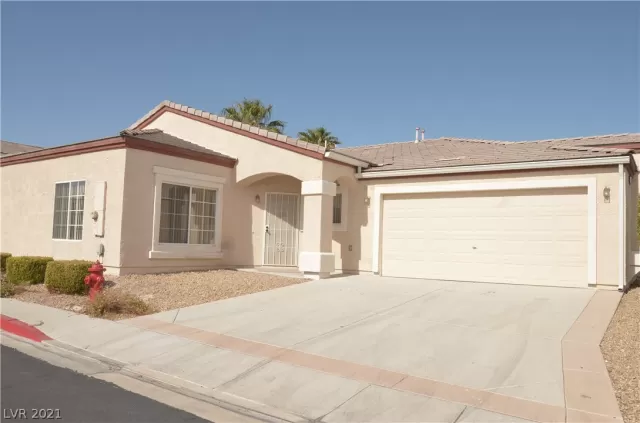 MLS: 2344149 Condo For Sale