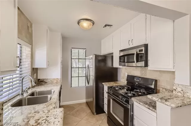 MLS: 2344171 Condo For Sale