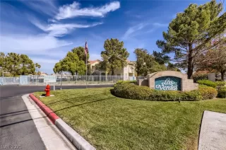 Photo #3: 2344171 Listing 