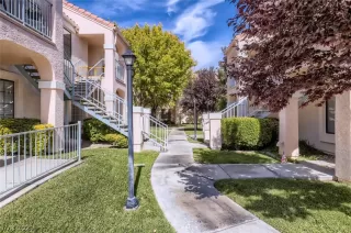 Photo #5: 2344171 Listing 