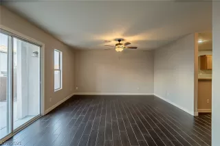 Photo #4: 2344214 Listing