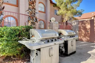 Photo #3: 2344246 Listing 