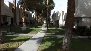 Photo #1: 2344265 Listing 