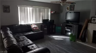 Photo #3: 2344265 Listing 