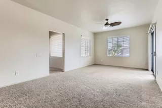 Photo #5: 2344293 Listing 