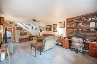 Photo #3: 2344306 Listing