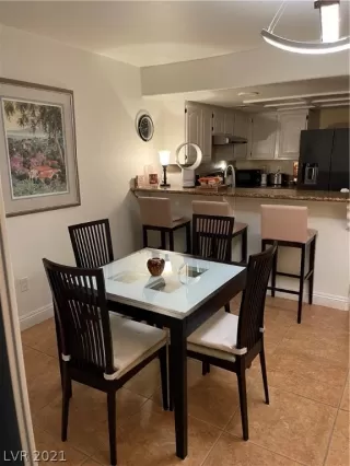 Photo #1: 2344319 Listing 