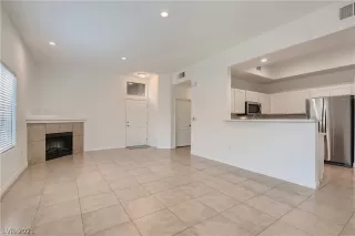 Photo #6: 2344327 Listing