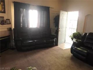 Photo #5: 2344336 Listing