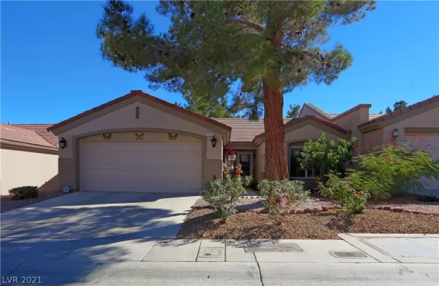 MLS: 2344345 Condo For Sale