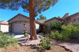 Photo #1: 2344345 Listing