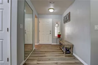 Photo #2: 2344345 Listing