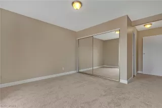 Photo #2: 2344370 Listing