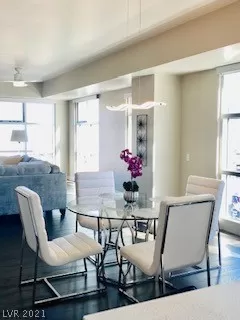 Photo #5: 2344388 Listing