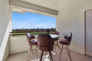 Photo #3: 2344442 Listing 