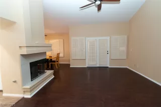 Photo #3: 2344452 Listing