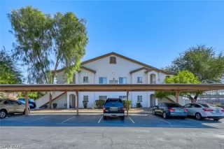 Photo #1: 2344455 Listing