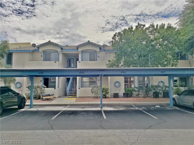 MLS: 2344478 Condo For Sale