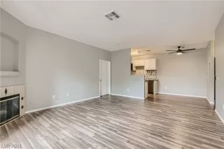 Photo #2: 2344512 Listing 