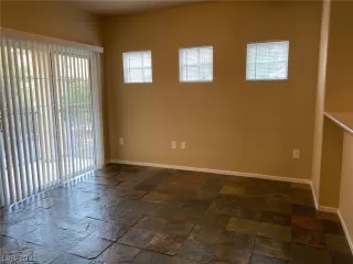 Photo #2: 2344561 Listing 