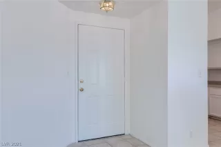 Photo #1: 2344577 Listing