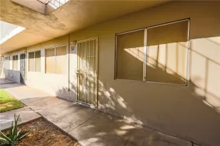 Photo #3: 2344593 Listing