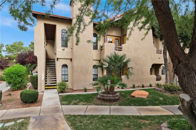 MLS: 2344612 Condo For Sale