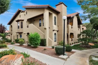 Photo #2: 2344612 Listing