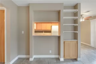 Photo #6: 2344612 Listing