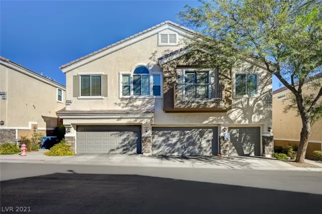 MLS: 2344614 Condo For Sale