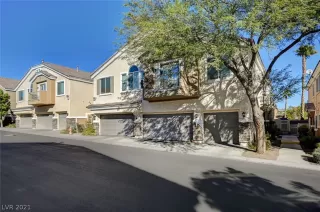 Photo #1: 2344614 Listing