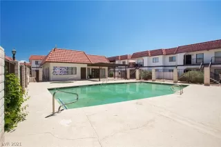 Photo #2: 2344716 Listing