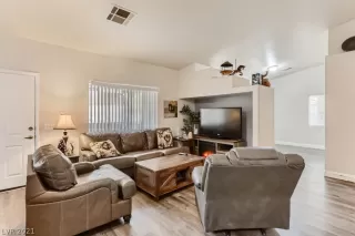 Photo #2: 2344718 Listing 