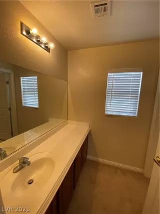 Photo #4: 2344739 Listing 