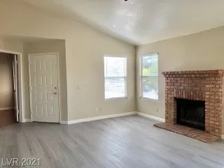 Photo #2: 2344759 Listing 