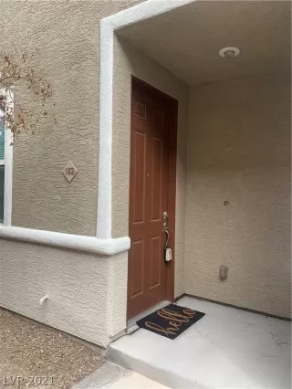 Photo #3: 2344782 Listing 