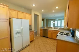 Photo #3: 2344819 Listing 