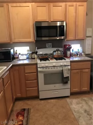 Photo #4: 2344819 Listing 