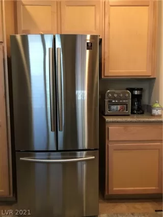 Photo #6: 2344819 Listing 