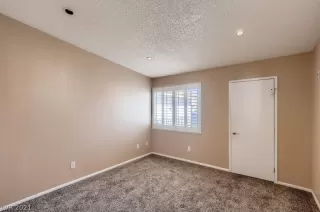 Photo #3: 2344820 Listing 