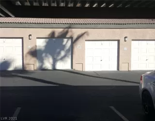 Photo #1: 2344822 Listing