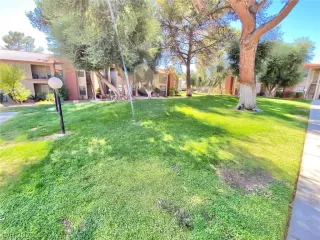 Photo #1: 2344880 Listing 