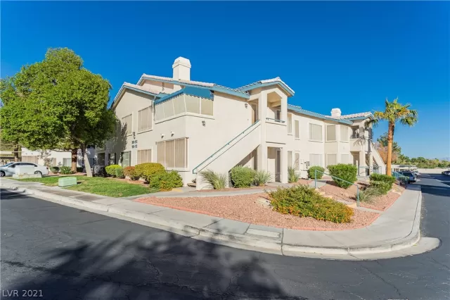 MLS: 2344966 Condo For Sale